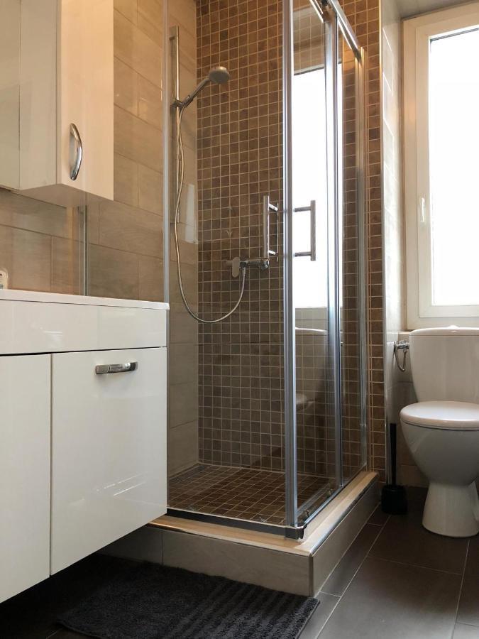 Appartement Luna Avec Parking Couvert Prive ル・ロクル エクステリア 写真